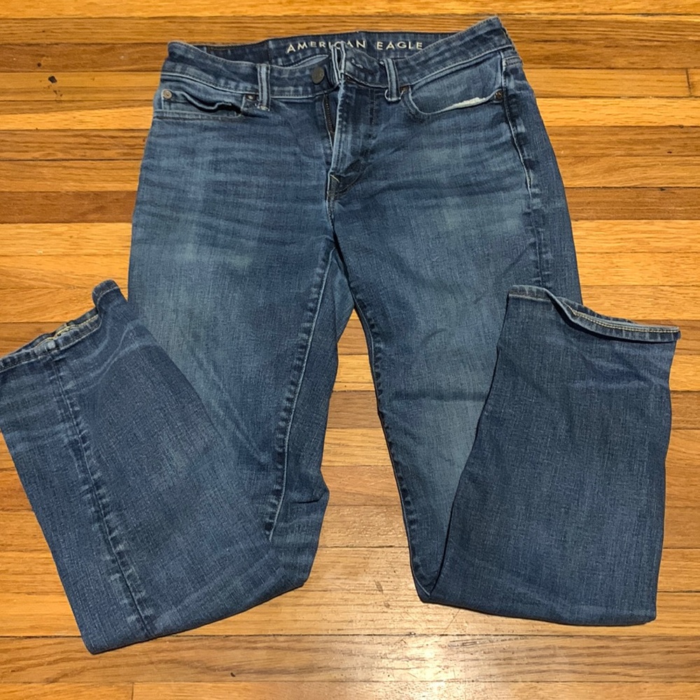 American eagle blue jeans